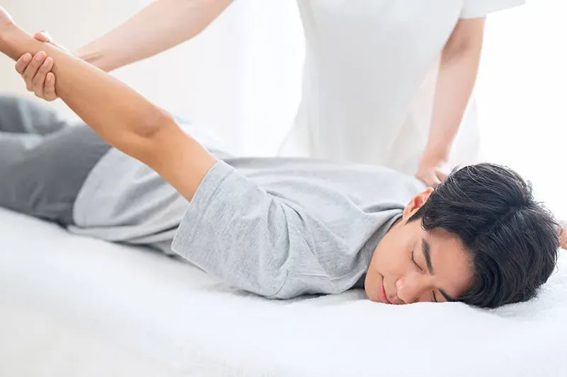 姿勢矯正で見た目の印象UP